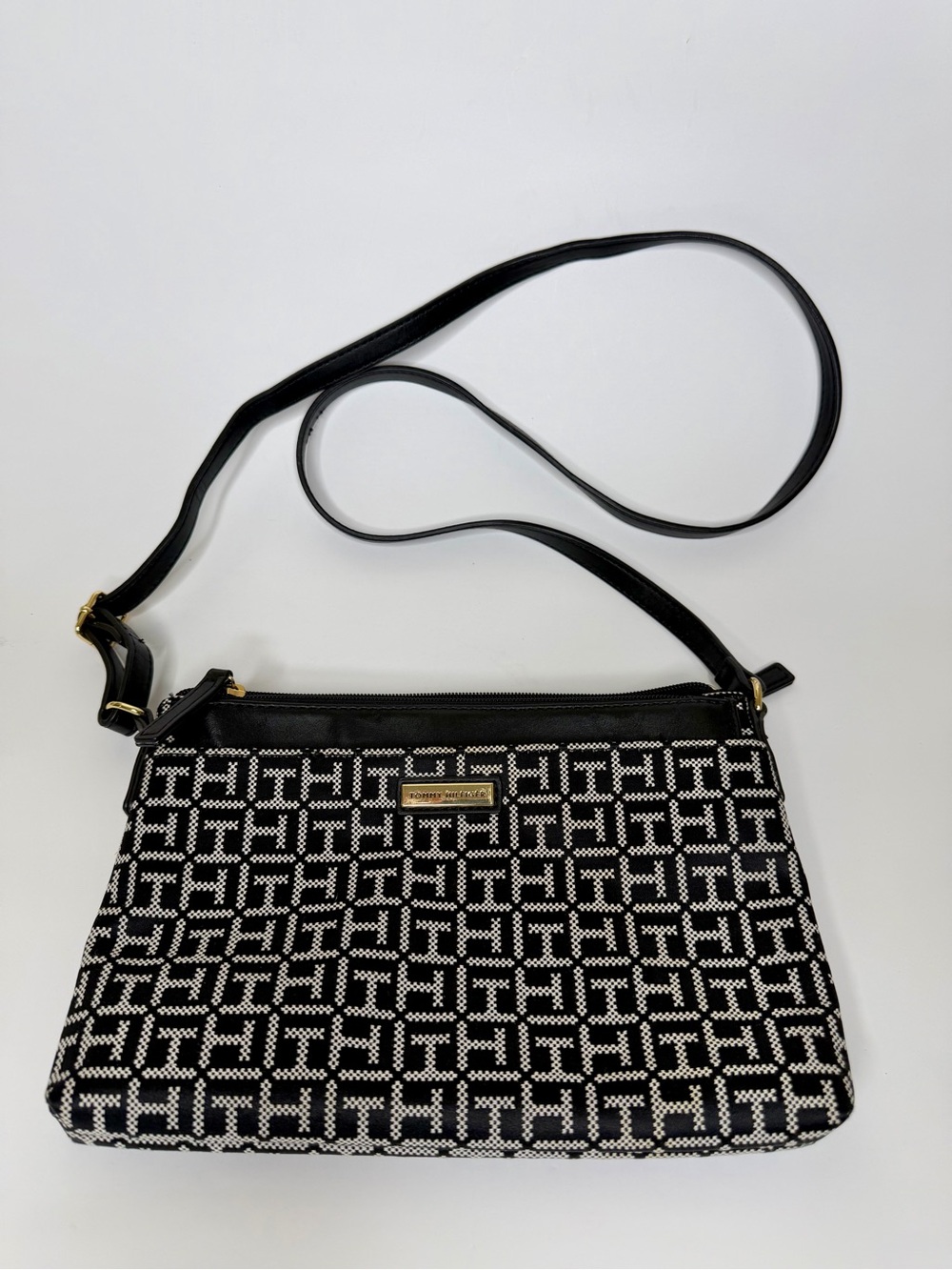 Tommy Hilfiger Black & White Monogram Jacquard Crossbody